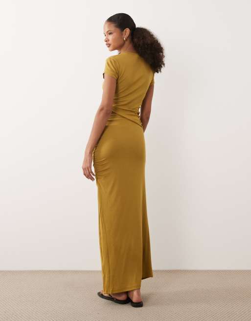 ASOS DESIGN - Licht geribbelde midi jurk met uitsnijding in olijfgroen, 4 van 4