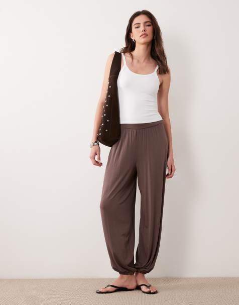 ASOS DESIGN - Lichtgewicht jersey broek met ballonpijpen in chocoladebruin - view 1