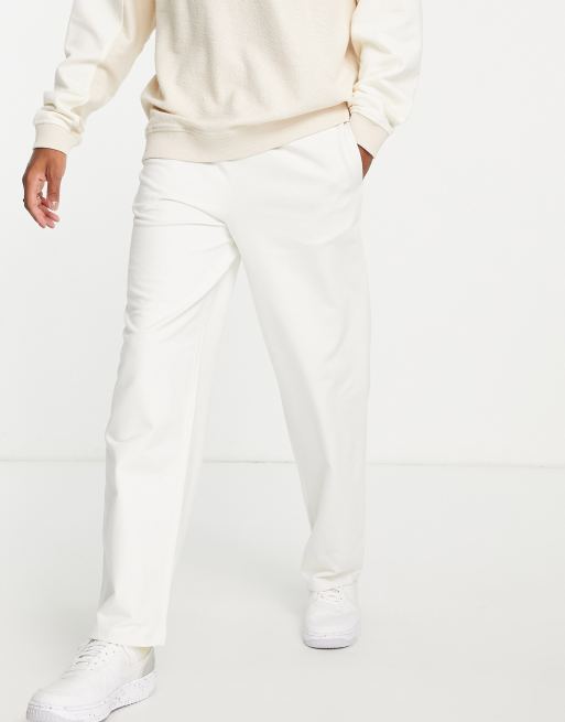 ASOS DESIGN - Lichtgewicht nette joggingbroek met wijde pijpen in zacht wit, 4 van 4
