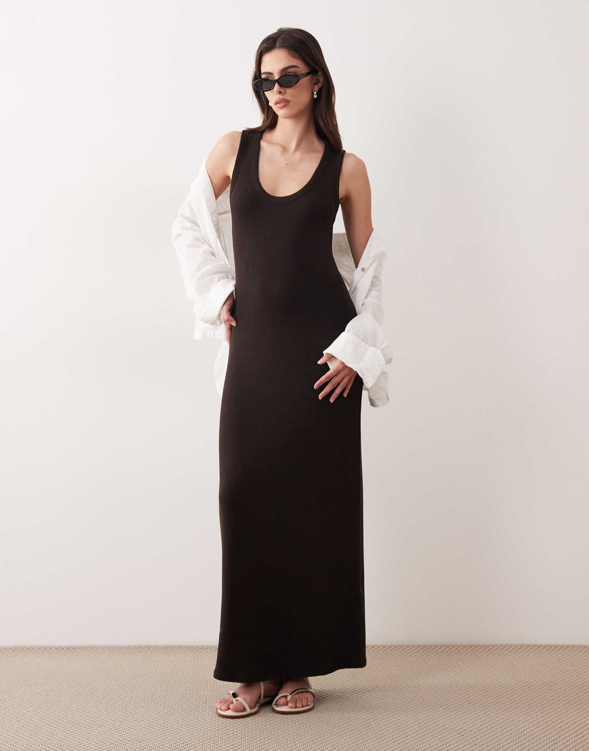 asos design lightweight bouclé scoop maxi dress in chocolate