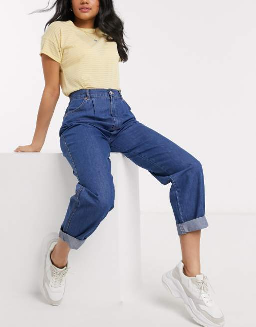 ASOS DESIGN lightweight jogger jeans in midwash