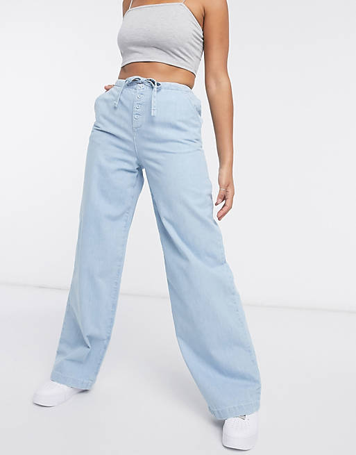 Jeans lightweight pull on jeans in lightwash 