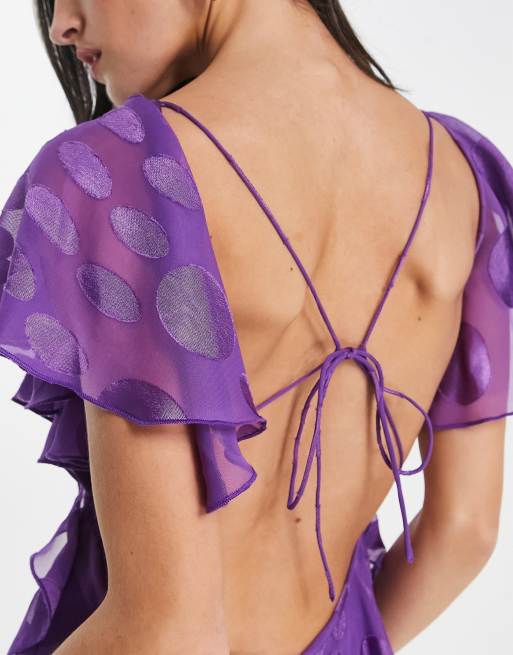 ASOS DESIGN – Lila prickig maxiklänning med utsvängda ärmar och öppen rygg av satin, 4 av 4