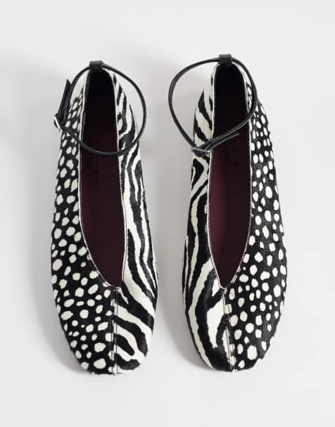 ASOS DESIGN Lilibelle premium ballerina's van echt leer met hair-on, zwart-witte mix - view 1