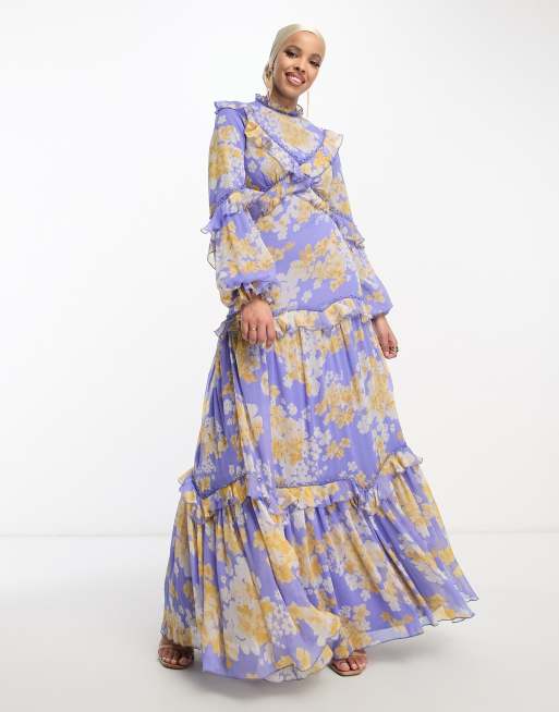 ASOS DESIGN – Liliowa zdobiona sukienka maxi z obszernymi rękawami z obcisłym mankietem w kwiatowy wzór z koronkowymi wstawkami