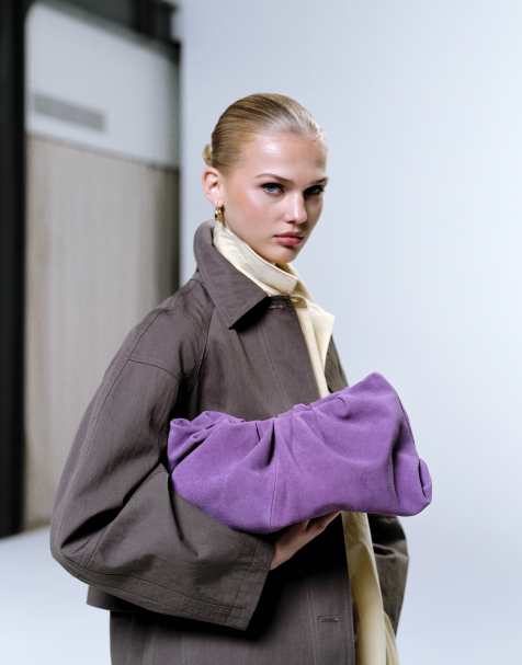 ASOS DESIGN - Lilla clutch-taske i ruskind - view 1