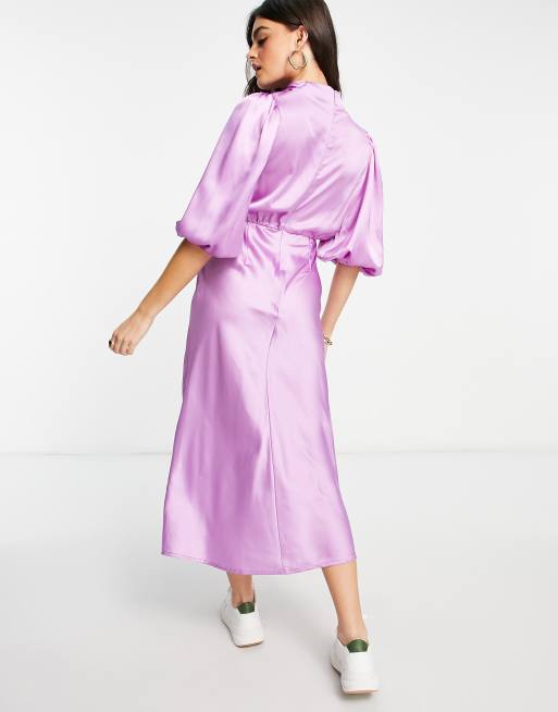ASOS DESIGN - Lilla midi tea-kjole med pufærmer og plisseret vandfaldsudskæring, 2 af 4