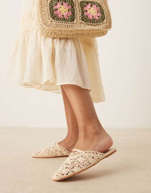 ASOS DESIGN - Lilo - Sabot stile ballerine ricamati color panna, 2 di 4