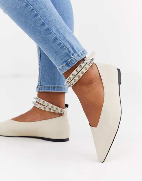 ASOS DESIGN - Lima - Ballerines plates cloutées - Ivoire