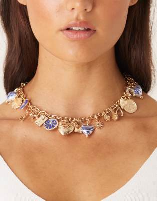 ASOS DESIGN - Limited Edition - Goldfarbene, kurze Halskette mit Anhängern in unterschiedlichen Größen