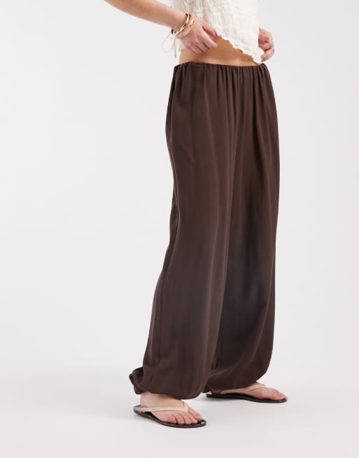 ASOS DESIGN linen blend balloon trouser in chocolate, 2 of 5