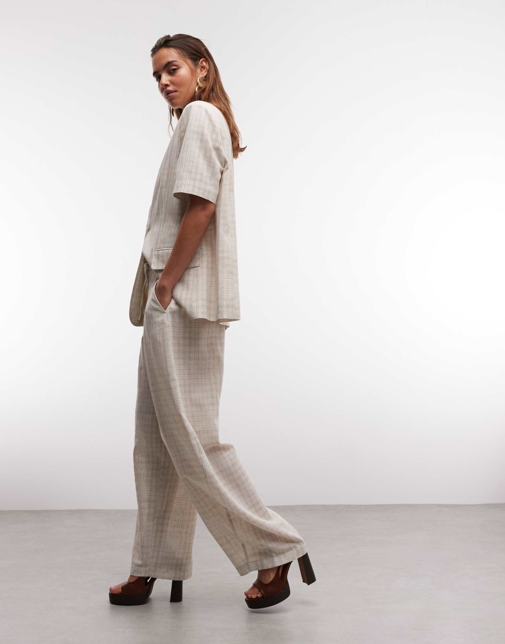 asos design linen blend drawstring waist barrel pants in beige - part of a set