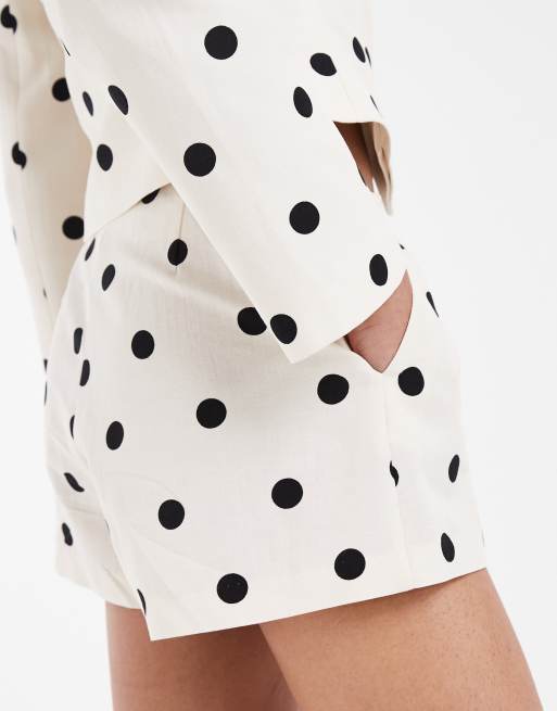 ASOS DESIGN linen blend fitted high waist short in cream polka dot, 3 of 5