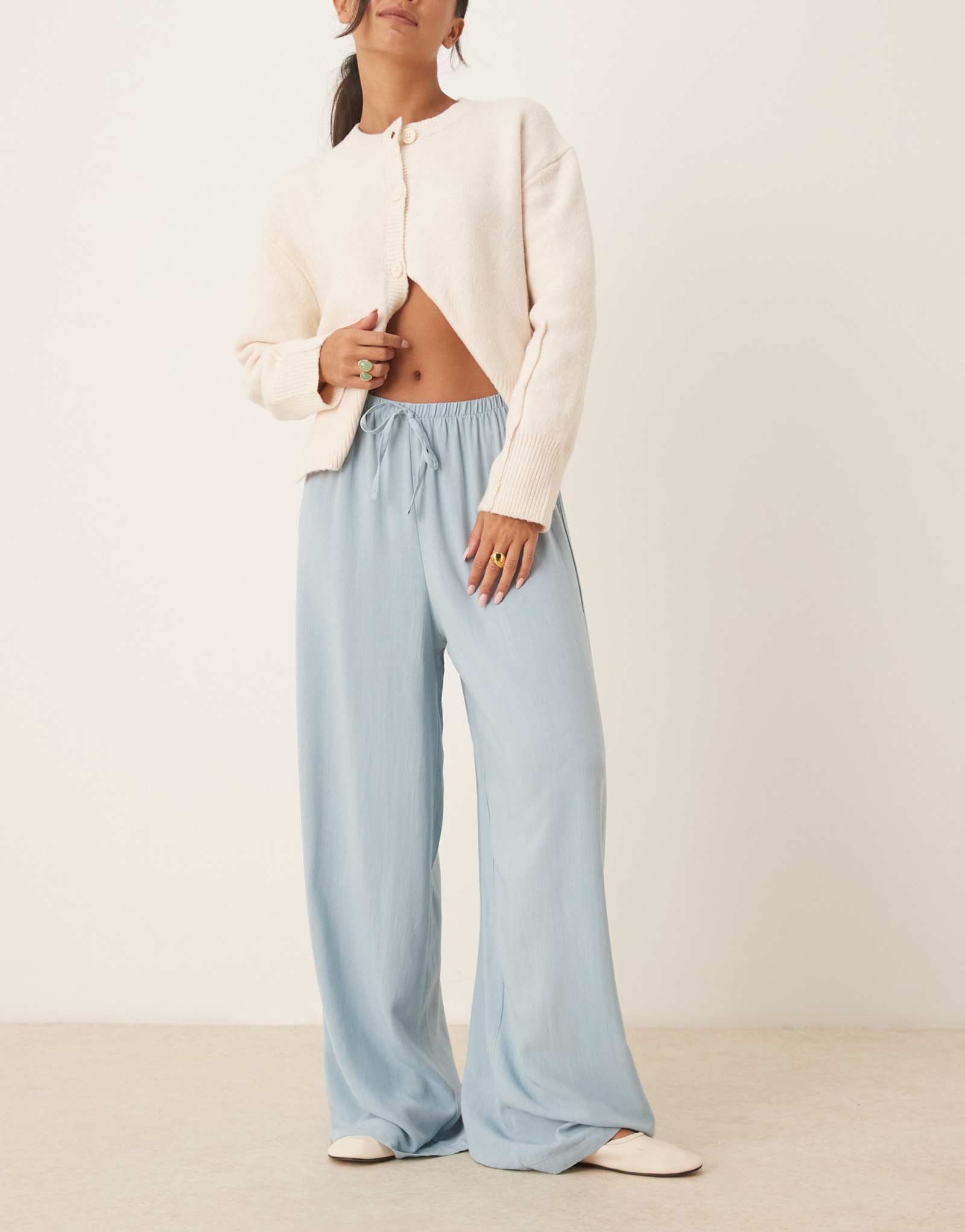 Дизайнерские брюки из льняной смеси ASOS темно синего цвета