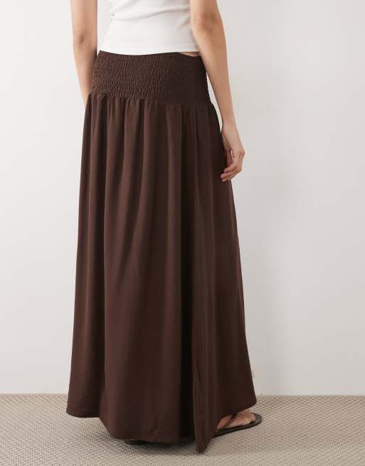 ASOS DESIGN linen blend shirred waist maxi skirt in chocolate, 5 of 5