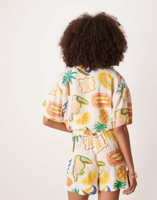 ASOS DESIGN linen blend shorts in tropical print (part of a set), 4 of 5