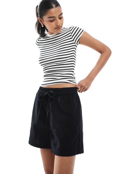 ASOS DESIGN linen look pull on short in black - view 1