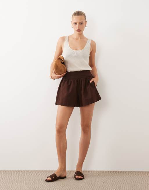 ASOS DESIGN linen look pull on shorts in chocolate, 2 of 5