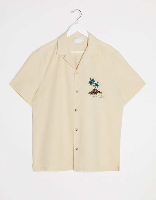 ASOS DESIGN linen look regular revere shirt with palm chest embrodiery