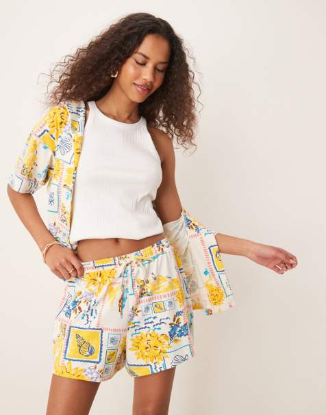 ASOS DESIGN linen look shorts co-ord in postcard print - view 1