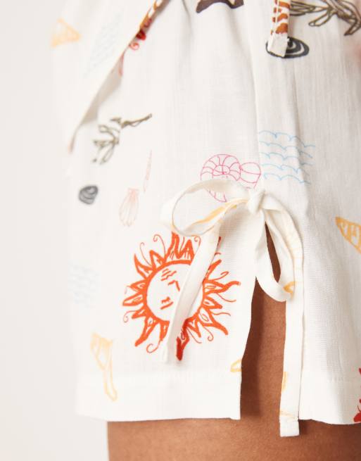 ASOS DESIGN linen look tie side shorts in vacation print - part of a set, 4 of 4