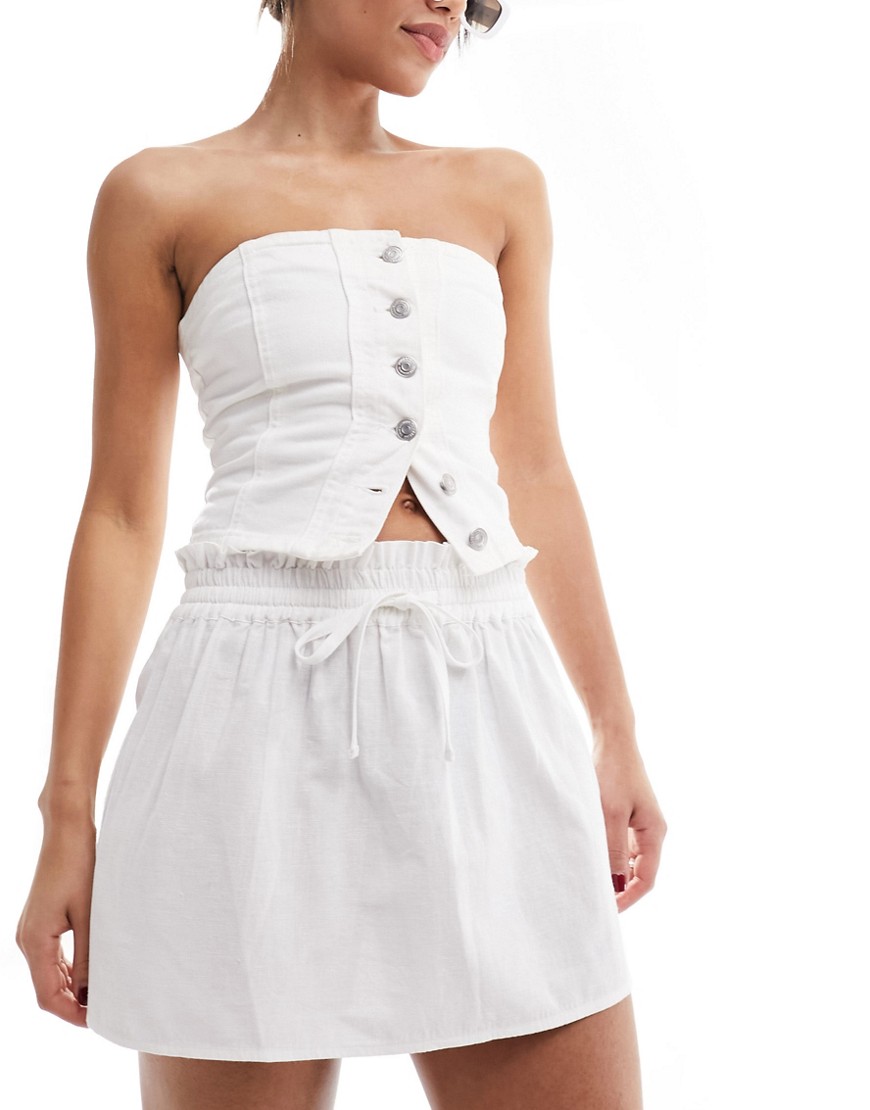 linen look tie waist mini skirt in white