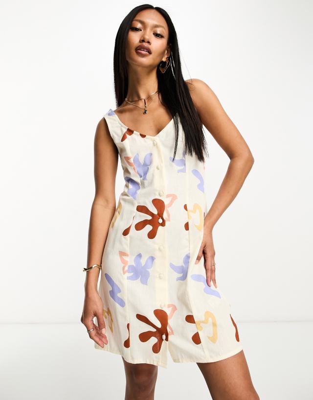 ASOS DESIGN - linen sweetheart mini dress with button detail in abstract print