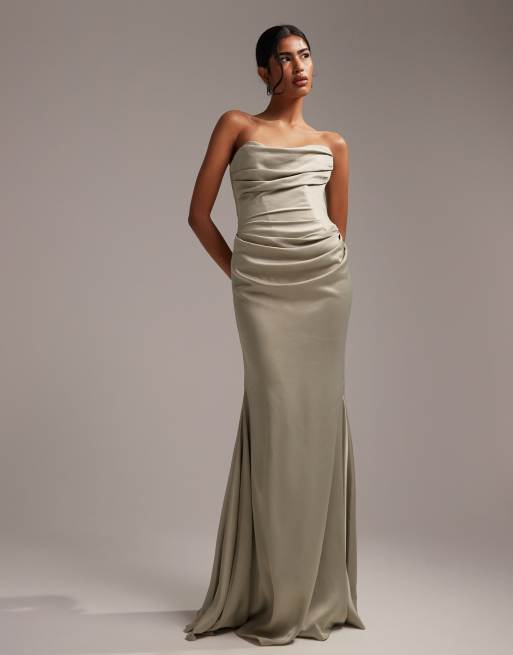 ASOS DESIGN - L'invitée - Robe longue bandeau en satin - Vert sauge, 4 de 5