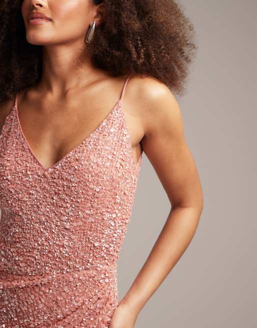 ASOS DESIGN L invitee Robe longue drapee sur le cote a fines bretelles et sequins Vieux rose