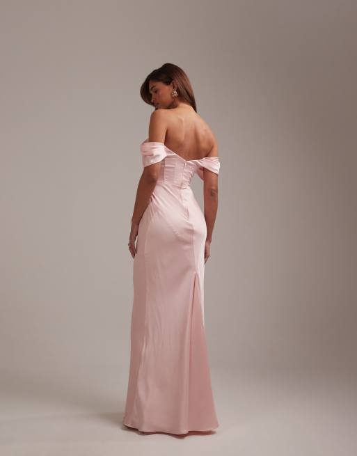 ASOS DESIGN - L'invitée - Robe longue satinée à encolure Bardot - Rose, 3 de 5