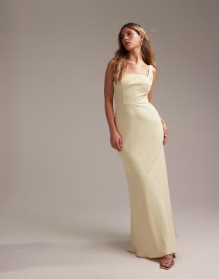 ASOS DESIGN - L'invitée - Robe longue satinée à encolure carrée - Jaune pâle
