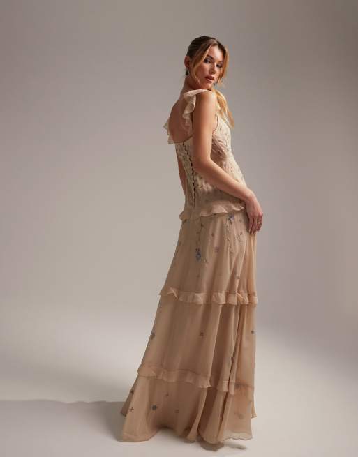 ASOS DESIGN - L'invitée - Robe longue style caraco ornée de broderies - Champagne, 3 de 5