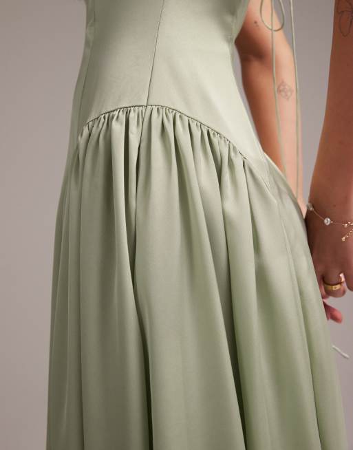 ASOS DESIGN - L'invitée - Robe longueur mollet avec taille basse et lien avec bretelles fines - Vert pâle, 3 de 5