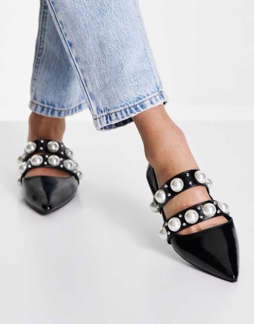 ASOS DESIGN - Livia - Ballerine stropicciate in vernice nera con perle sintetiche e borchie, 2 di 4
