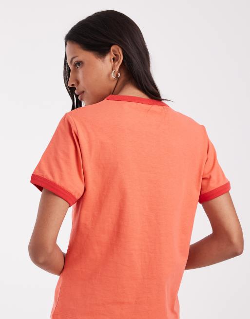 ASOS DESIGN Lizenz-Peanuts-Ringer-T-Shirt in Rot, 4 von 4