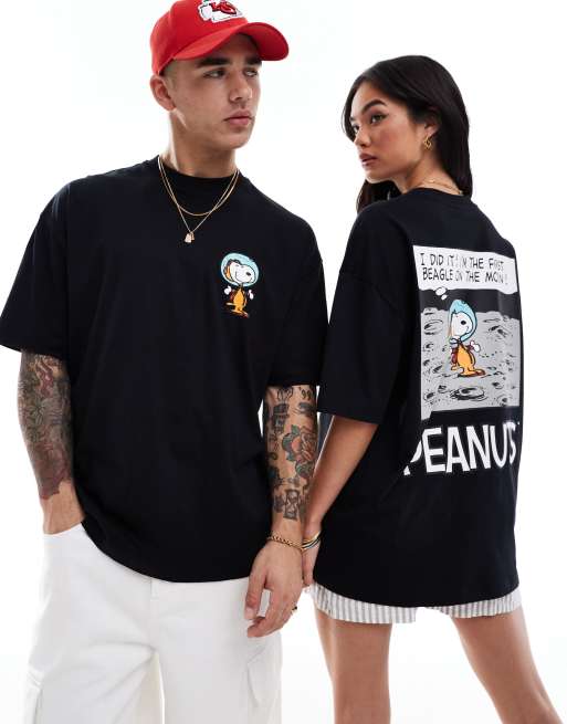ASOS DESIGN – Lizenziertes Unisex-T-Shirt in Schwarz mit Oversize-Schnitt und „Snoopy“-Prints, 2 von 4