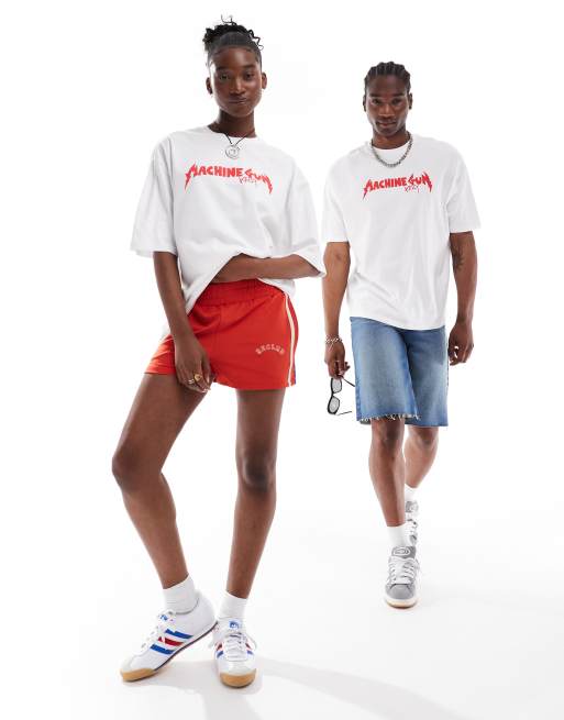 ASOS DESIGN – Lizenziertes Unisex-T-Shirt in Weiß mit „Machine Gun Kelly“-Grafikprints, 2 von 4