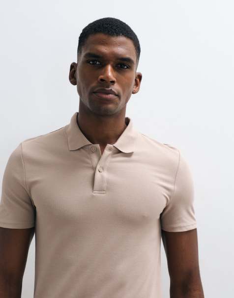 ASOS DESIGN – Ljusbeige, enkel pikétröja i muscle fit - view 1