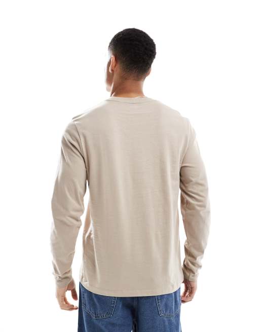 ASOS DESIGN – Ljusbeige, enkel t-shirt med rund halsringning och långa ärmar, 2 av 4