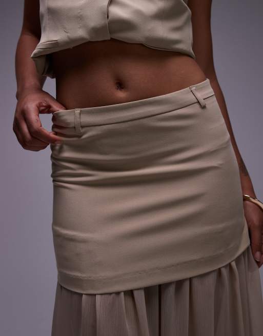 ASOS DESIGN – Ljusbeige, figursydd maxikjol med ett lager chiffong, del av set, 5 av 5