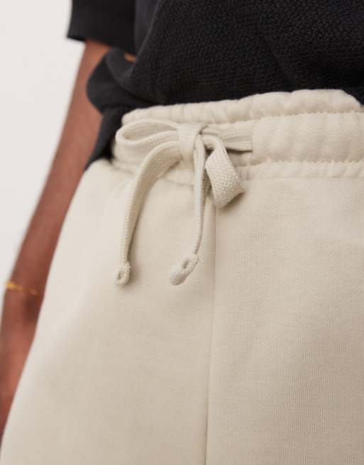 ASOS DESIGN – Ljusbeige, kraftiga shorts i oversize och 400gsm, 5 av 5