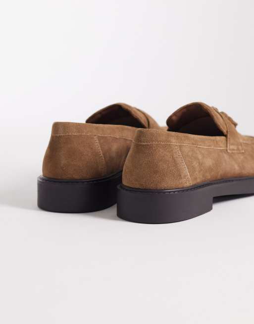 ASOS DESIGN – Ljusbeige loafers i mocka med vinklad sula, 4 av 4