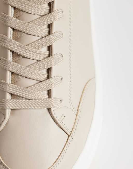 ASOS DESIGN – Ljusbeige sneakers med snörning och vit sula, 5 av 5