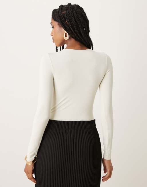 ASOS DESIGN – Ljusbeige, sömlös body med långa ärmar och rund halsringning, 4 av 4