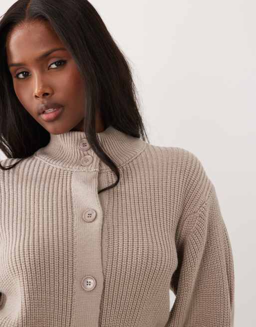 ASOS DESIGN – Ljusbeige, stickad kofta med ståkrage, 3 av 4