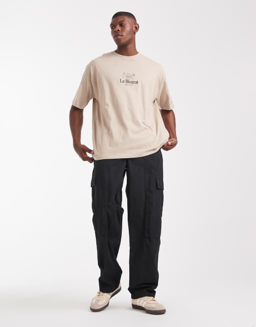 ASOS DESIGN – Ljusbeige t-shirt i oversize med broderi framtill, 2 av 5