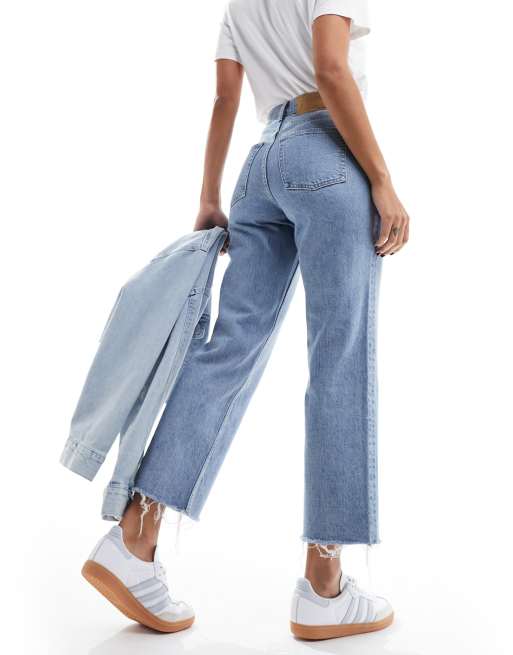 ASOS DESIGN – Ljusblå, ankellånga jeans med komfortstretch och raka ben, 2 av 5