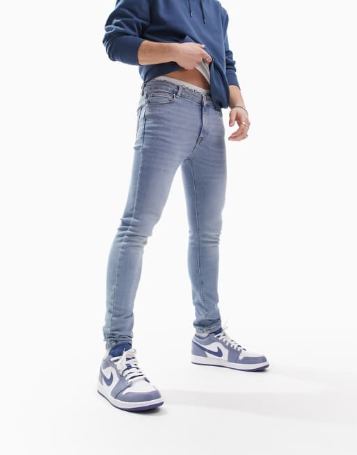 ASOS DESIGN – Ljusblå spray on-jeans med powerstretch
