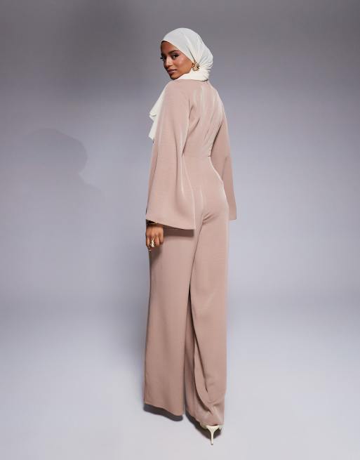 ASOS DESIGN – Ljusbrun jumpsuit med vida ben och snurrad knut framtill, 4 av 4