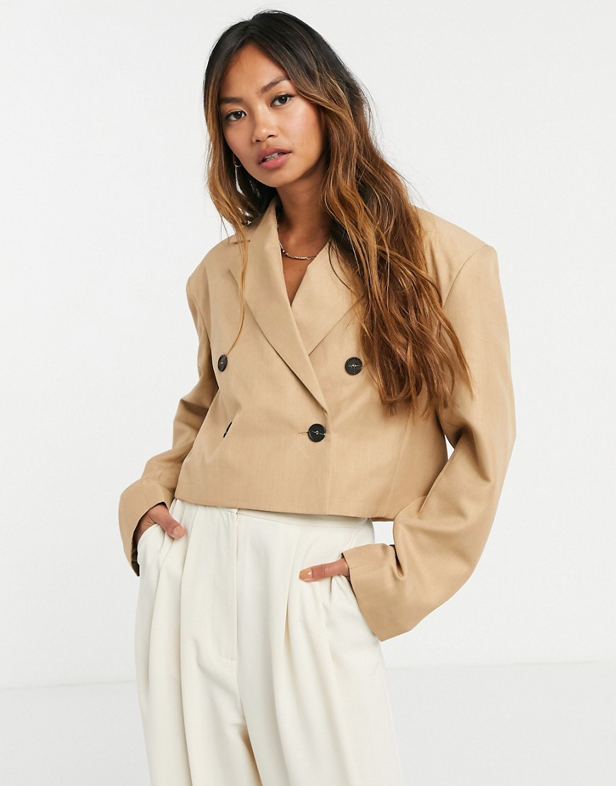 ASOS DESIGN – Ljusbrun kort kostymjacka med breda axlar-Natur